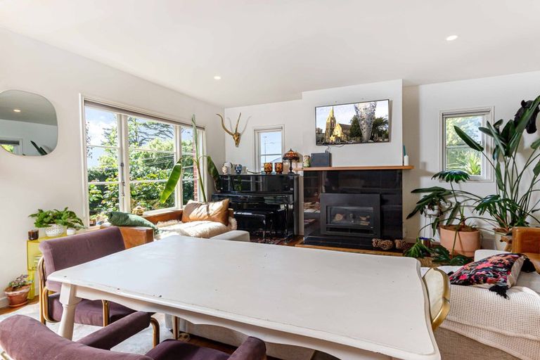 Photo of property in 75 Kahu Road, Fendalton, Christchurch, 8041