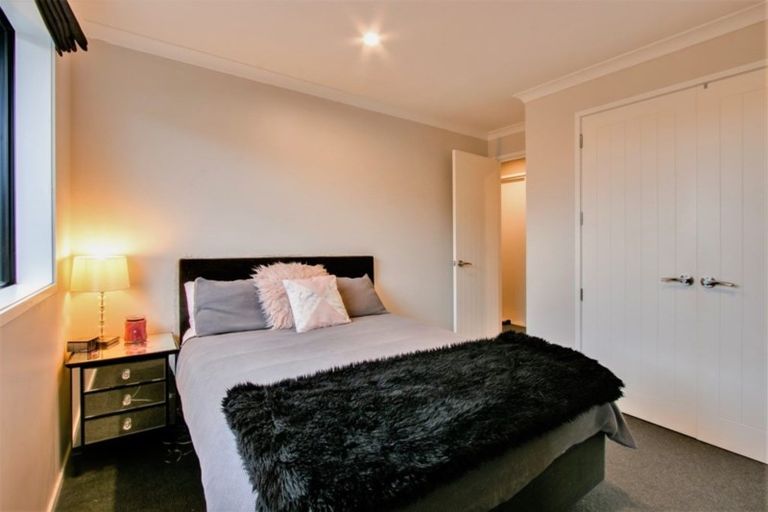 Photo of property in 7 Ohau Place, Poraiti, Napier, 4112