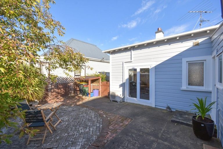 Photo of property in 25 Young Street, Saint Kilda, Dunedin, 9012