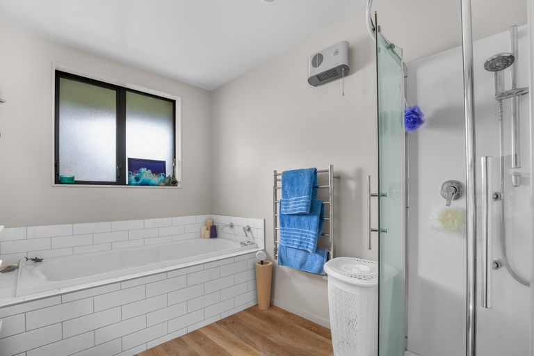 Photo of property in 22 Young Lane, Clyde, Alexandra, 9391