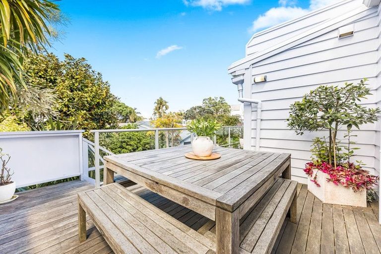 Photo of property in 14 Domain Street, Devonport, Auckland, 0624