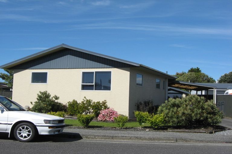 Photo of property in 2 Martin Place, Carters Beach, Westport, 7825