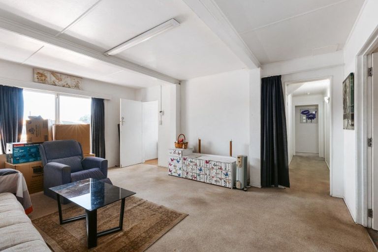 Photo of property in 590 Maunganui Road, Mount Maunganui, 3116