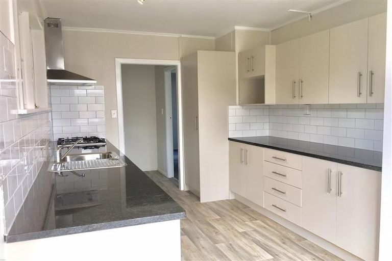 Photo of property in 98 Mahia Road, Manurewa, Auckland, 2102