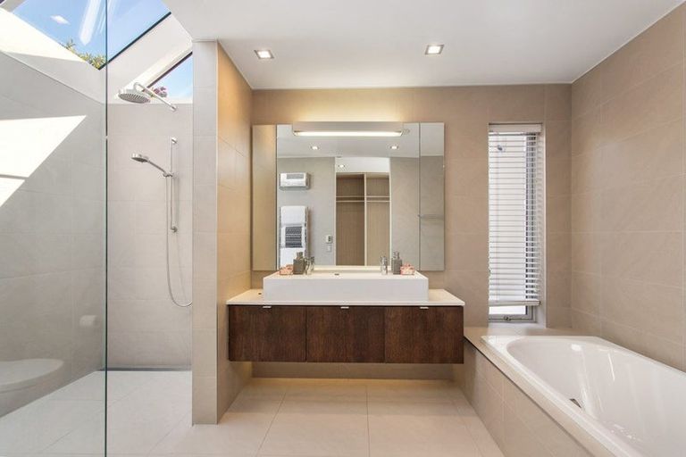 Photo of property in 23 Poynder Avenue, Merivale, Christchurch, 8014