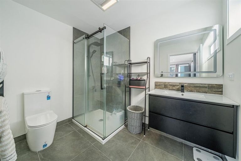 Photo of property in 32 Castletown Street, Wallaceville, Upper Hutt, 5018