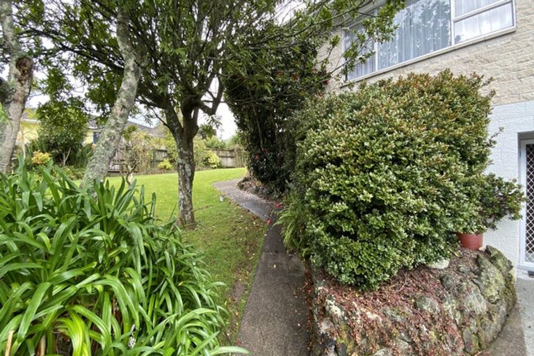 Photo of property in 2/39 Union Road, Howick, Auckland, 2014