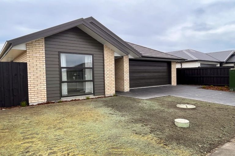 Photo of property in 10 Larissa Road, Halswell, Christchurch, 8025