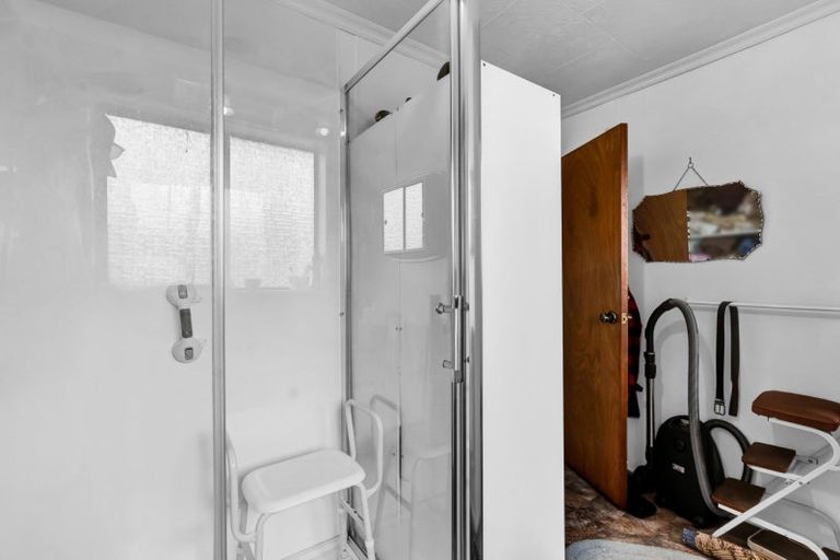 Photo of property in 2/168 Juliet Street, Stratford, 4332