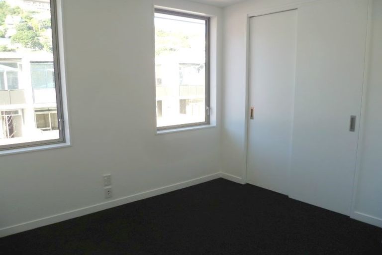 Photo of property in 6/59 The Parade, Island Bay, Wellington, 6023