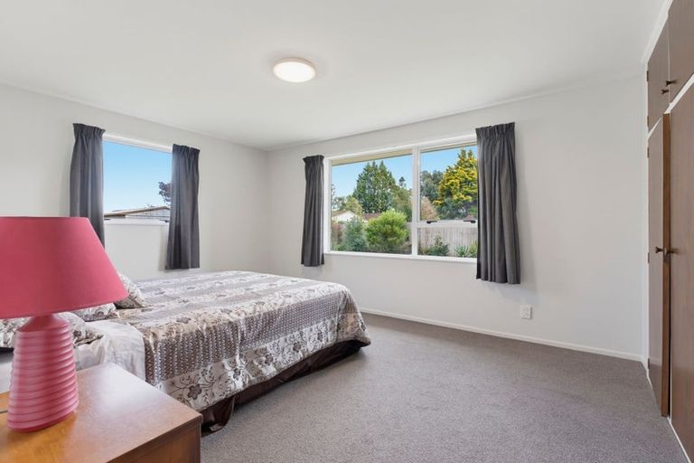 Photo of property in 205 Queenspark Drive, Parklands, Christchurch, 8083