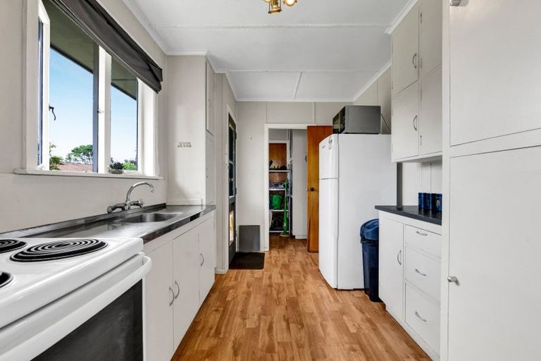 Photo of property in 53 Parris Street, Waitara, 4320