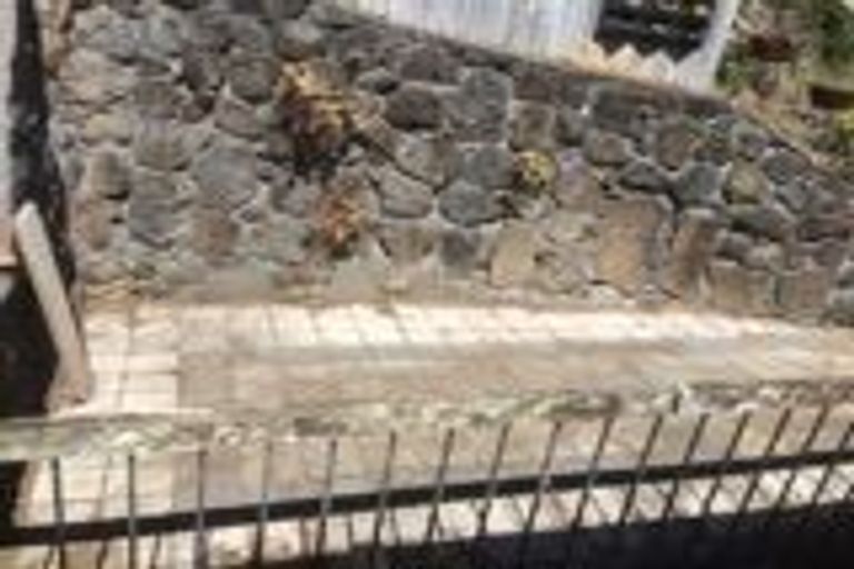 Photo of property in 9/14a Albert Road, Devonport, Auckland, 0624