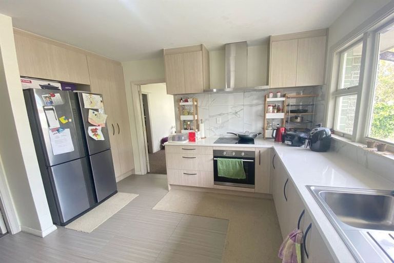 Photo of property in 10 Hampton Place, Burnside, Christchurch, 8053