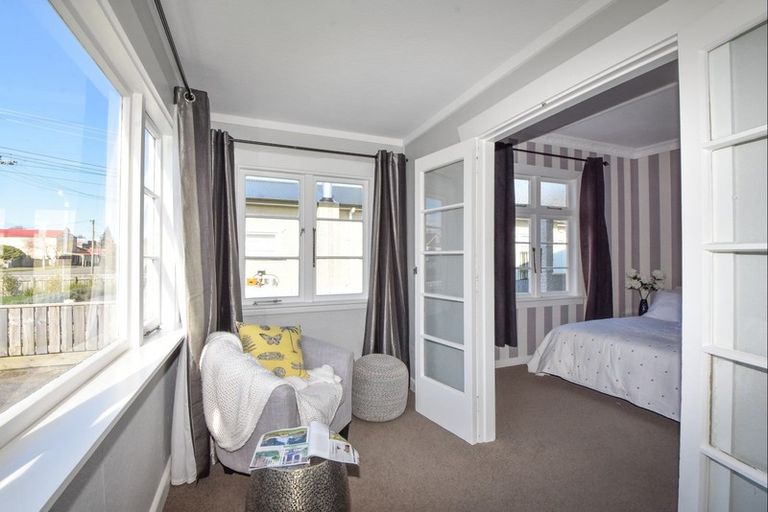 Photo of property in 107 Broadway, Carterton, 5713