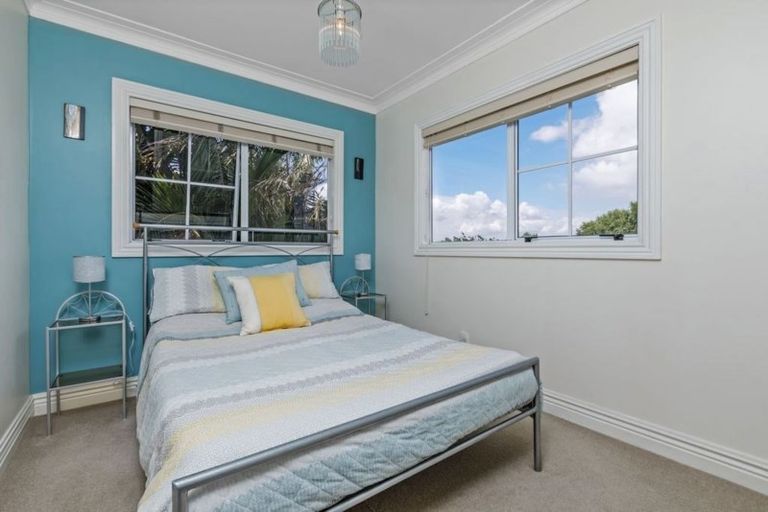 Photo of property in 1/26 Esmonde Road, Takapuna, Auckland, 0622