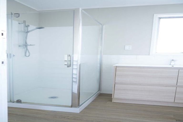 Photo of property in 39 Court Town Close, Mangere, Auckland, 2022