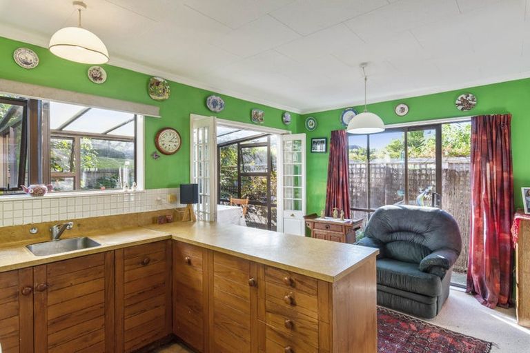 Photo of property in 122a Matatua Road, Raumati Beach, Paraparaumu, 5032