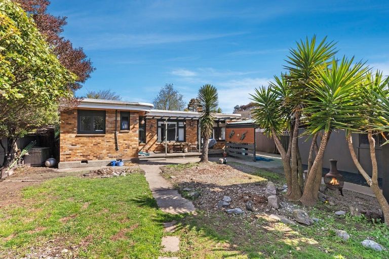 Photo of property in 17 Wyn Street, Hoon Hay, Christchurch, 8025