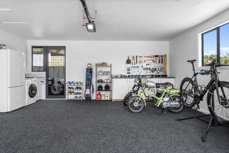 Photo of property in 5 Gilbert Street, Amberley, 7410