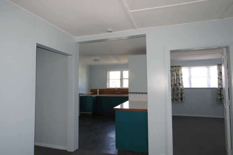 Photo of property in 10-12 Riley Place, Westport, 7825