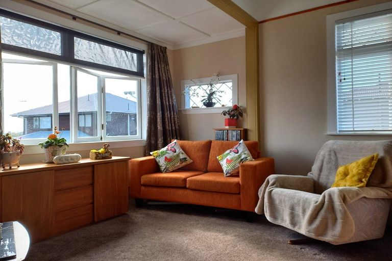 Photo of property in 18 Seaview Terrace, Mount Albert, Auckland, 1025