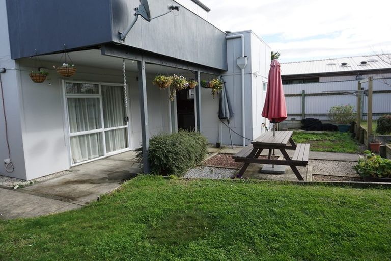 Photo of property in 18a Meeanee Quay, Westshore, Napier, 4110