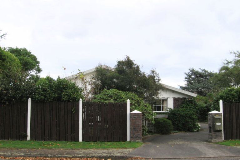 Photo of property in 14 Rawene Street, Waikanae, 5036