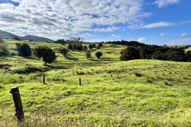 Photo of property in 967 Golden Stairs Road, Taipuha, Maungaturoto, 0589