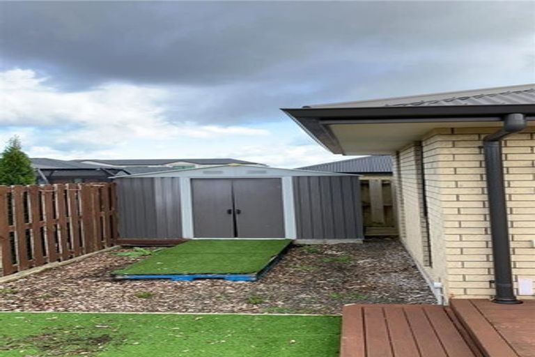 Photo of property in 5 Tomairangi Crescent, Pukekohe, 2120