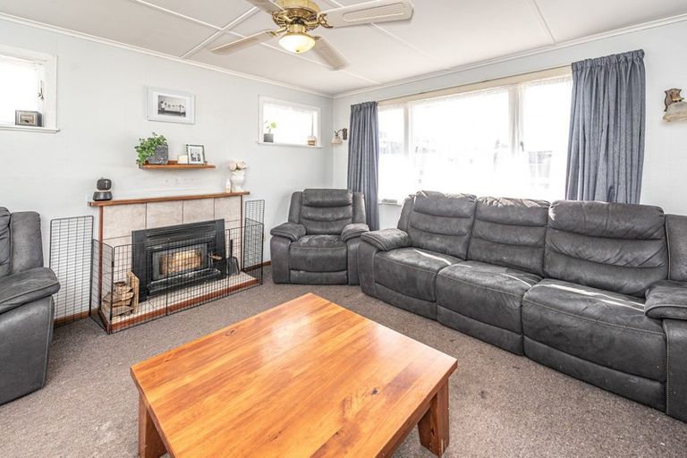 Photo of property in 30 Field Street, Aramoho, Whanganui, 4500