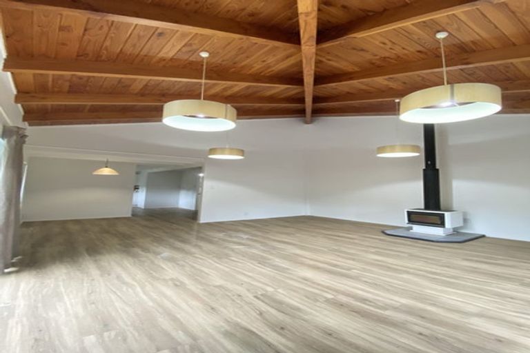 Photo of property in 2/24 Matipo Road, Mairangi Bay, Auckland, 0630