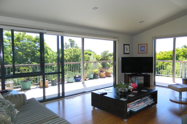 Photo of property in 35 Mission Road, Kerikeri, 0230