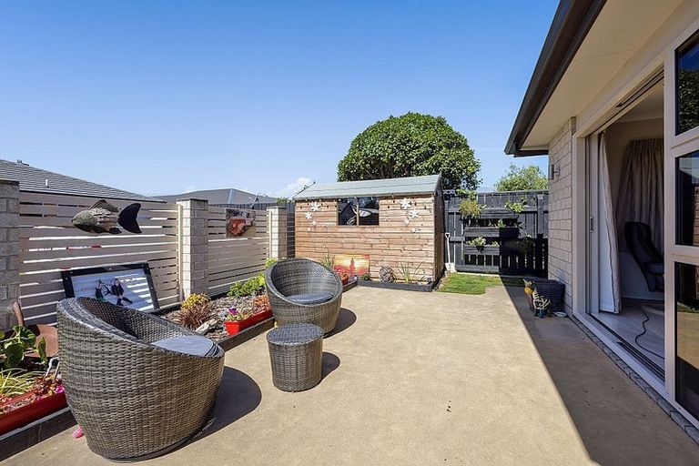 Photo of property in 24 Princes Street, Hawera, 4610