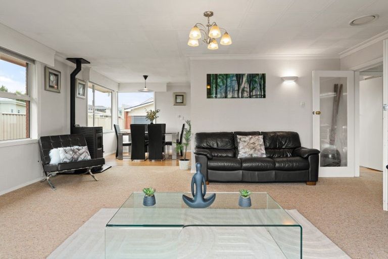 Photo of property in 32 Severn Street, Mosgiel, 9024