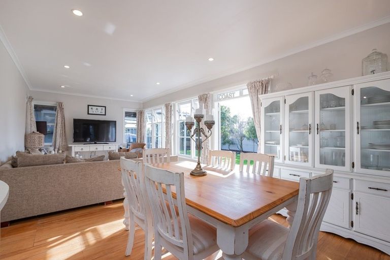 Photo of property in 18a Norfolk Drive, Mangawhai Heads, Mangawhai, 0505