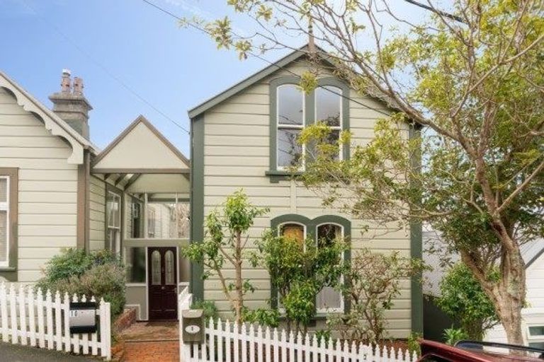 Photo of property in 8 Saint Mary Street, Thorndon, Wellington, 6011