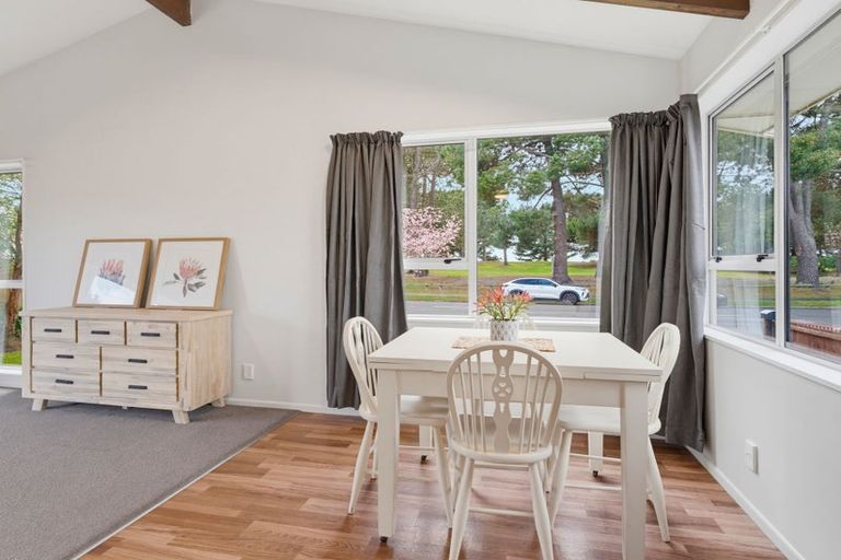 Photo of property in 205 Queenspark Drive, Parklands, Christchurch, 8083