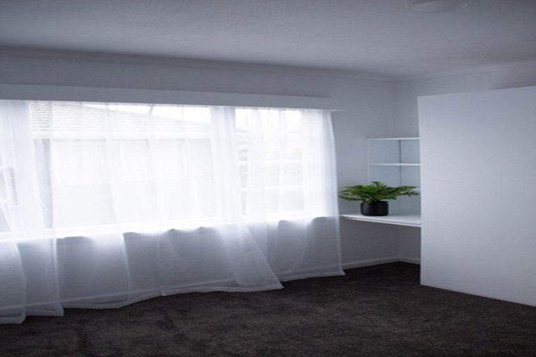 Photo of property in 390 Linwood Avenue, Bromley, Christchurch, 8062