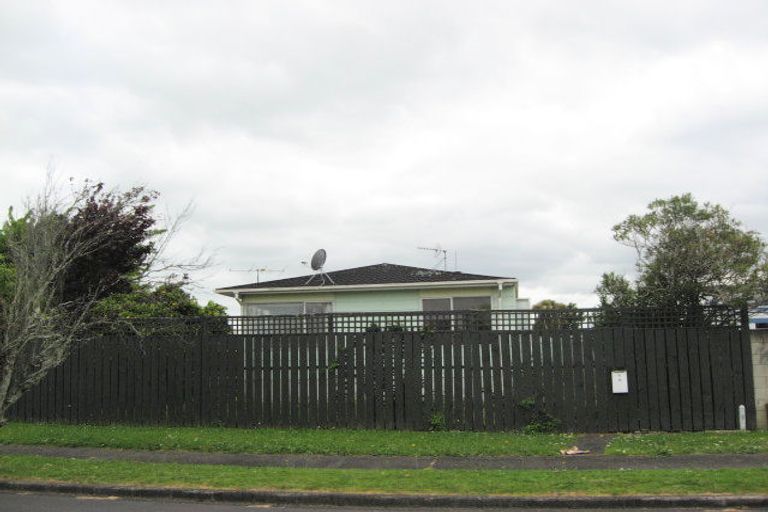 Photo of property in 25a Waimana Road, Conifer Grove, Takanini, 2112