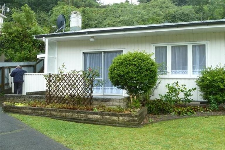 Photo of property in 39 Milton Road, Bluff Hill, Napier, 4110