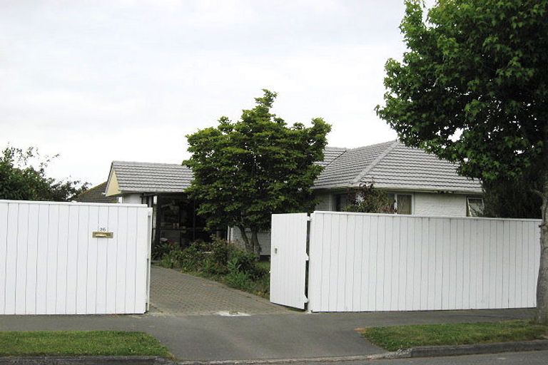 Photo of property in 26 Gainford Street, Avonhead, Christchurch, 8042