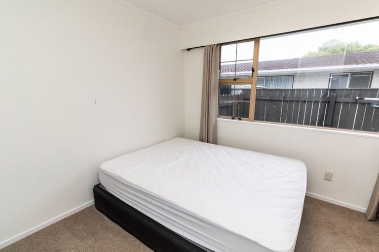 Photo of property in 51c Ludlam Crescent, Woburn, Lower Hutt, 5010