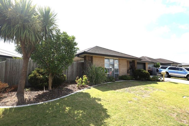 Photo of property in 16 Te Kio Crescent, Papamoa Beach, Papamoa, 3118
