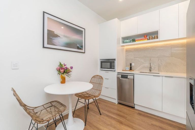 Photo of property in 1817a Great North Road, Avondale, Auckland, 1026