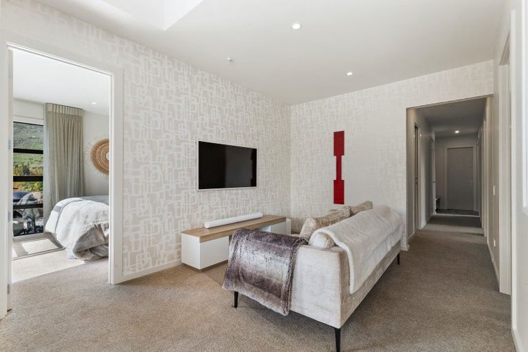 Photo of property in 23 Alps View Place, Lake Hayes, Queenstown, 9304