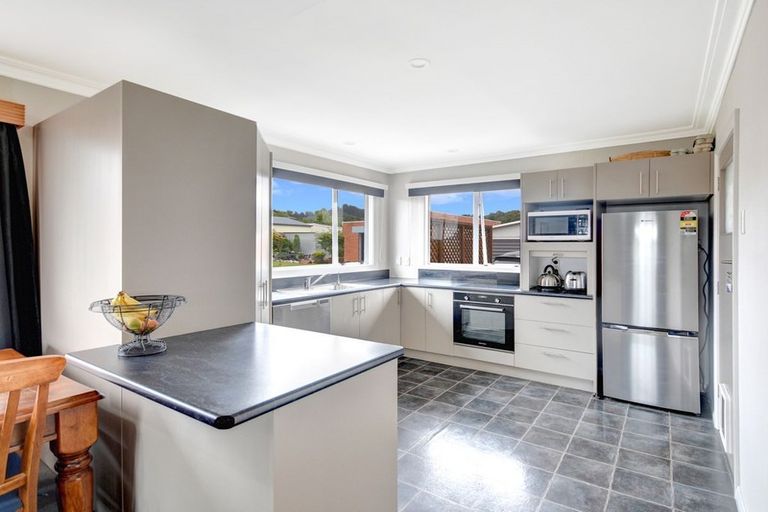 Photo of property in 98 Main Road, Fairfield, Dunedin, 9018