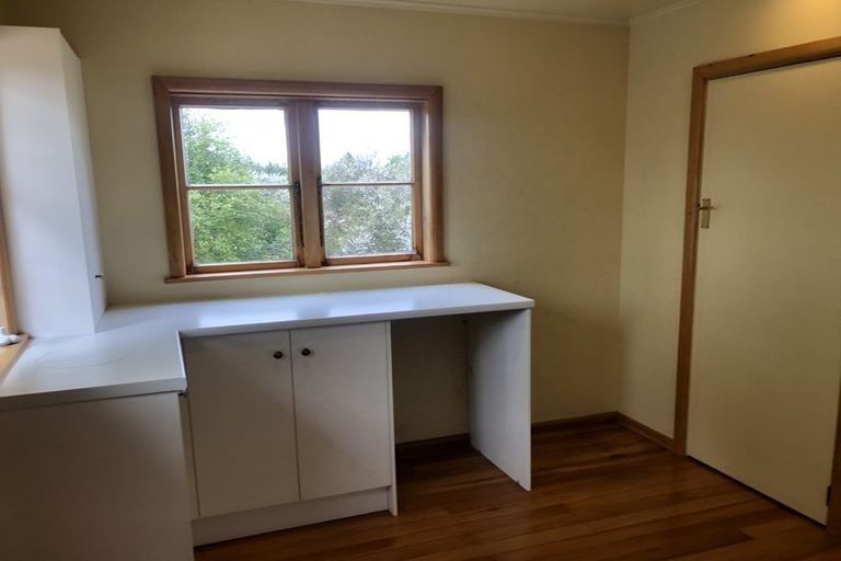 Photo of property in 31 Forest Lake Road, Forest Lake, Hamilton, 3200