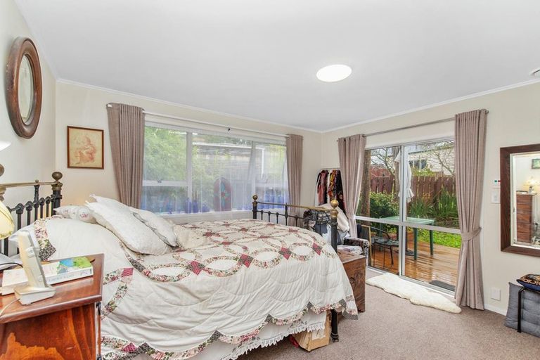 Photo of property in 28 Newham Place, Henderson, Auckland, 0612