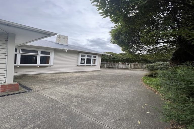 Photo of property in 11 Rolleston Street, Mount Cook, Wellington, 6021